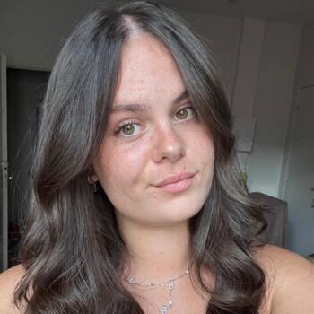 Babysitter in Villeurbanne: Ines