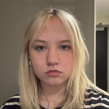 Babysitter in Musselburgh: Nikita