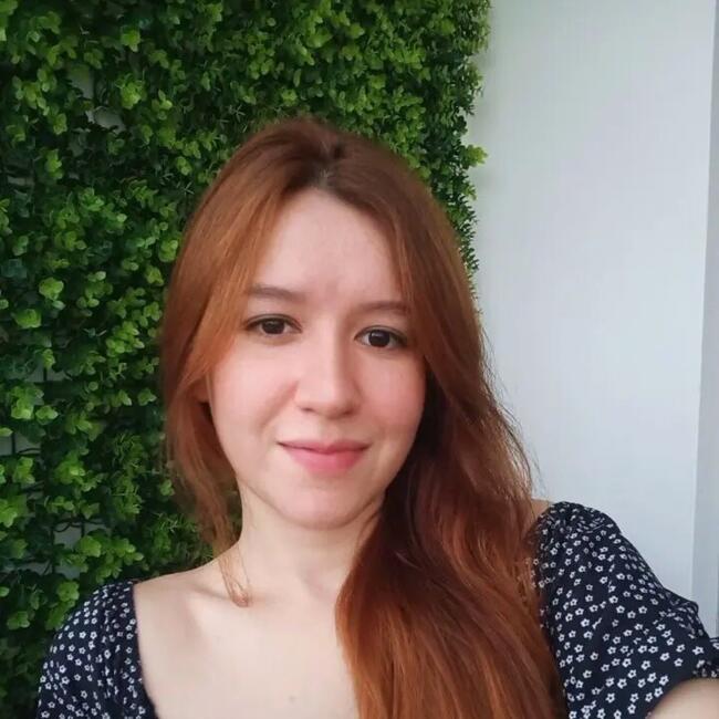 Babysitter in São Paulo: Jade Francesca