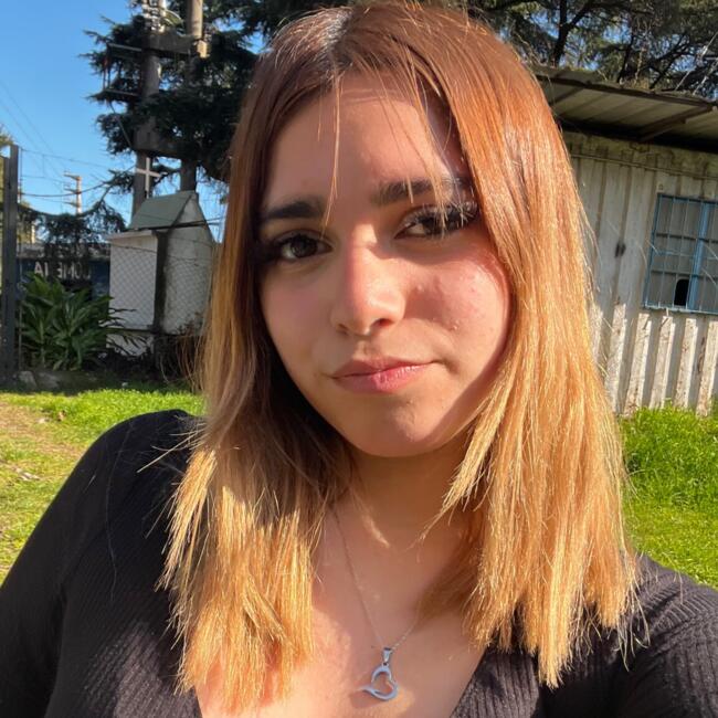 Babysitter in San Juan Bautista: Milagros