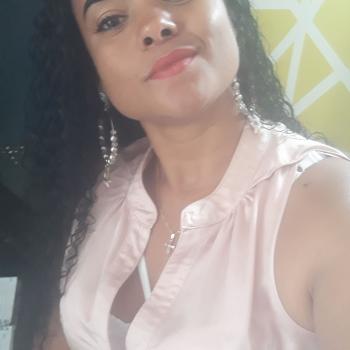 Babysitter Vila Velha: Mirleni