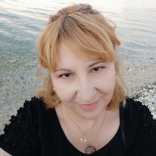 Babysitter in Péfki (Αττική): Ευη