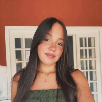 Babá em São José dos Campos: Lara