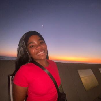 Babysitter in Cape Town: Lili Sali