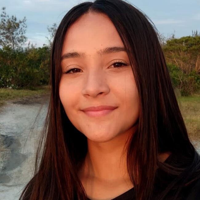 Babá em Arraial do Cabo: Luane