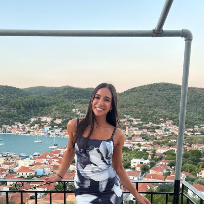 Babysitter in Melbourne: Evangeline