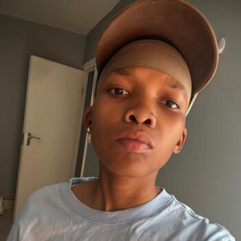 Babysitter in Mossel Bay: Ciana