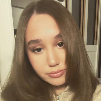 Babysitter in Bagneux: Salma