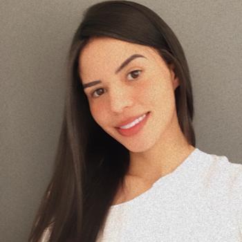 Babá Guarulhos: Larissa