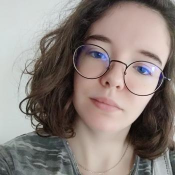 Baby-sitter in Joué-lès-Tours: Nolwenn