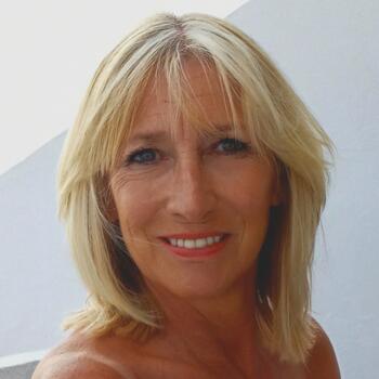 Nanny Woluwe-Saint-Lambert: LAURENCE