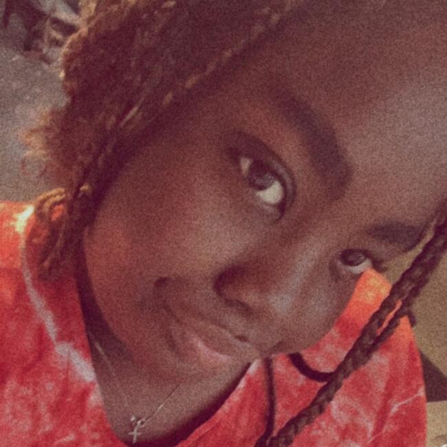 Babysitter in Massy: Esther