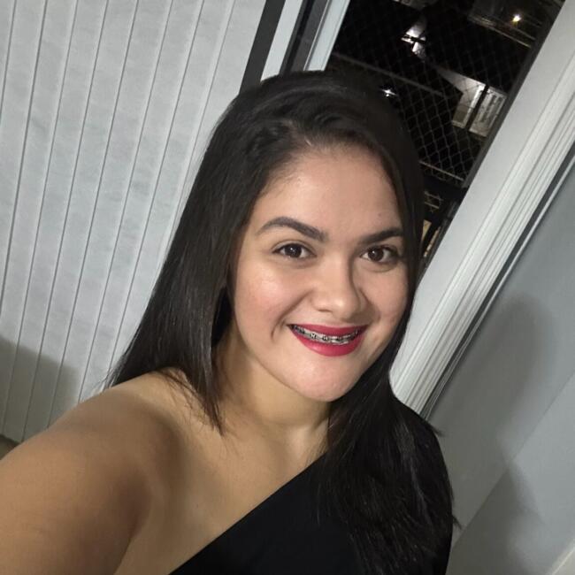 Babysitter in Joinville: Vitória