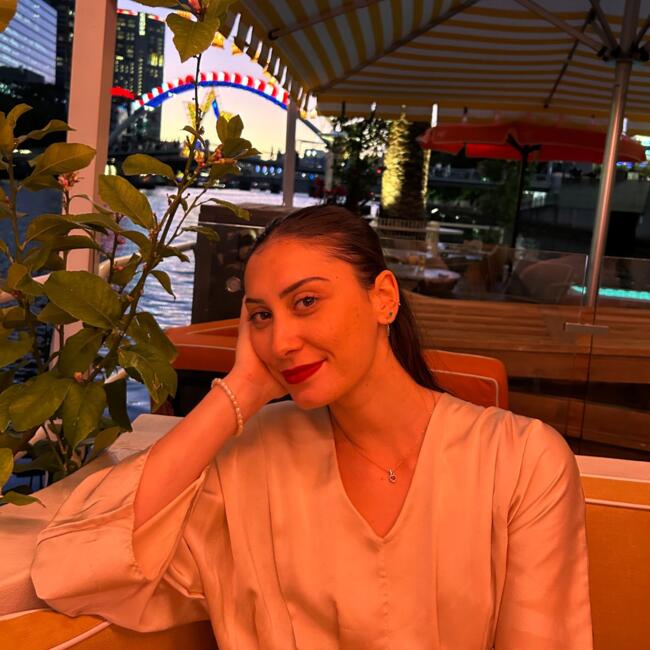 Babysitter in Melbourne: Manon