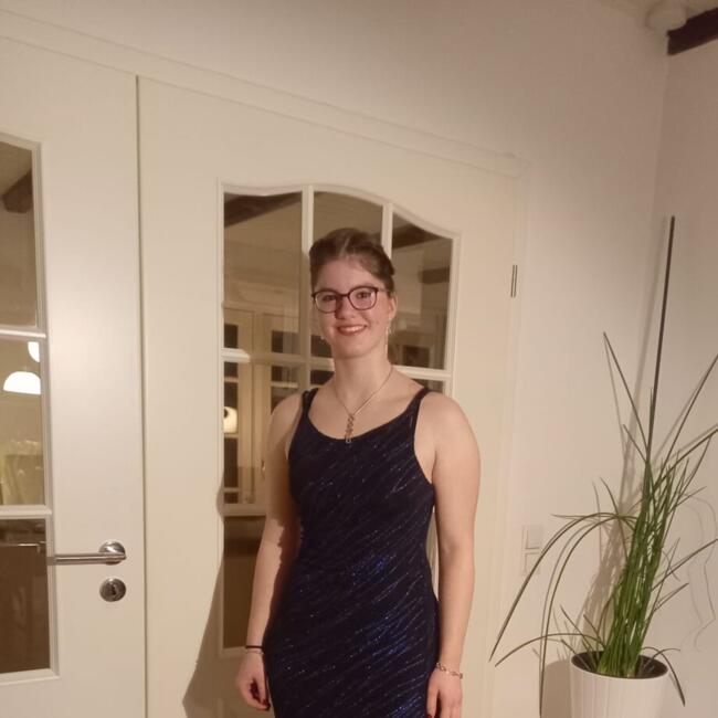 Babysitter in Lohe-Föhrden: Lucia