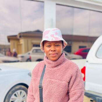Babysitter in Bizana: Sinegugu