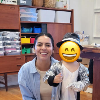 Baby-sitter in Toronto: Dominique