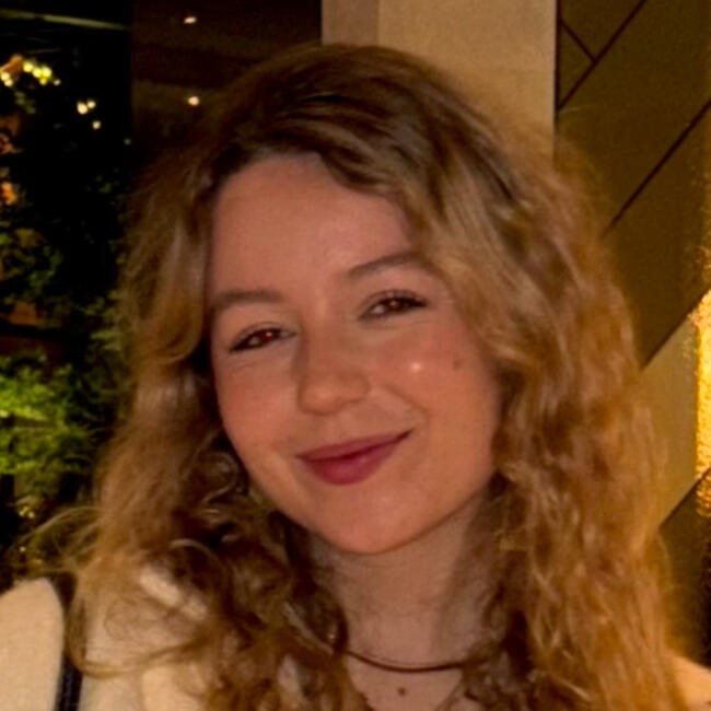 Babysitter in Madrid: Gabriela