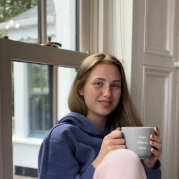 Babysitter in Killarney: Alex