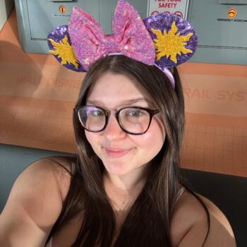 Babysitter Le Rouret: Emma