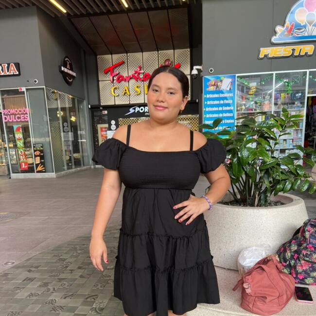 Babysitter in San Bartolo: Belinda