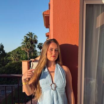 Canguro en Mijas: Estela