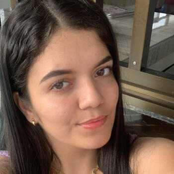 Niñera en Armenia: Juliana