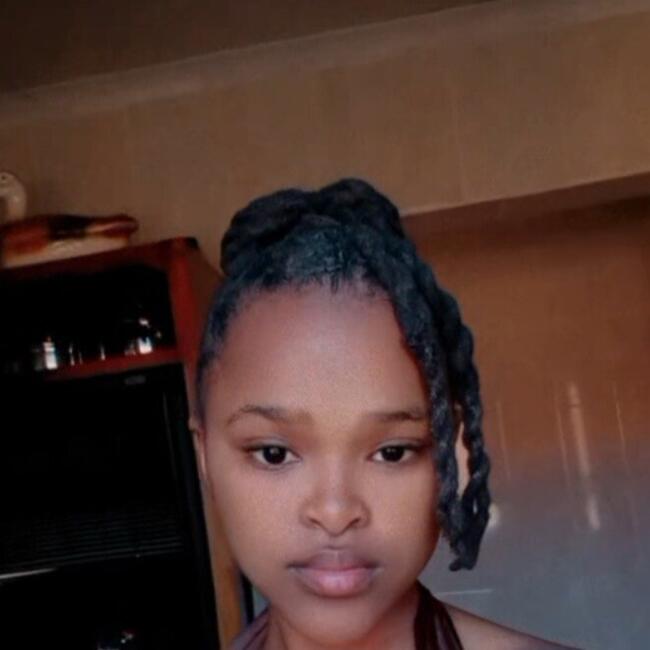 Babysitter in Port Elizabeth: Lisakhanya