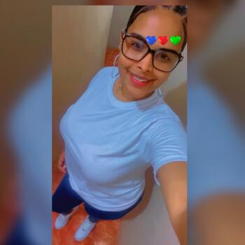 Babysitter in Azua: Dhacherhyn michell