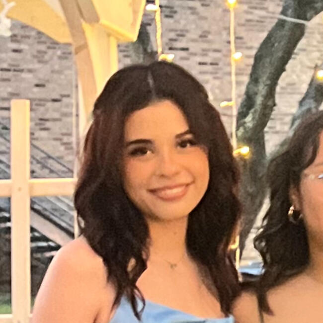 Babysitter in Katy: Miranda