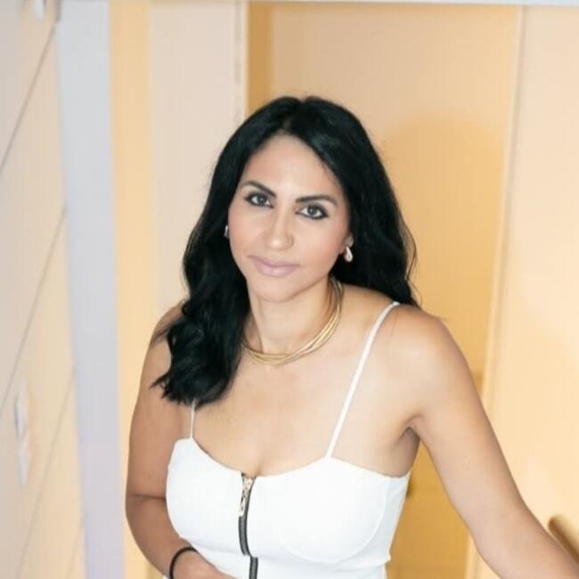 Babysitter in Zografos: Ειρήνη