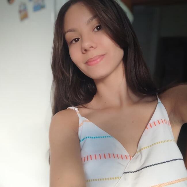 Babysitter in Goiânia: Giovana