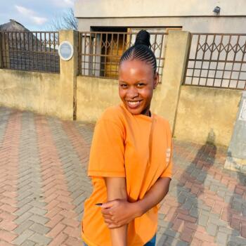 Babysitter in Soweto: Nontando