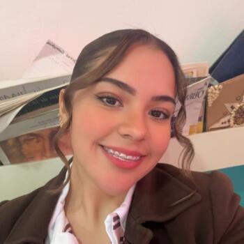 Niñera en Delicias: ALONDRA QUINTANA