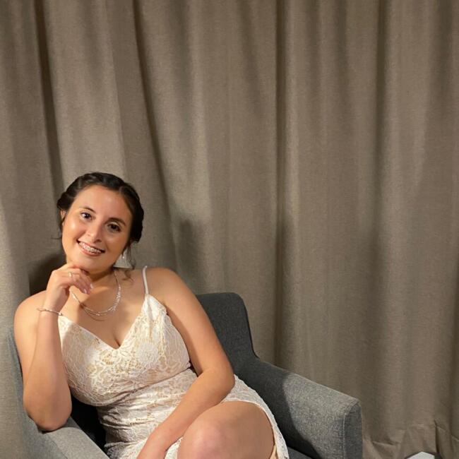 Babysitter in Salinas: Florencia