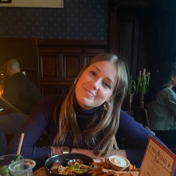 Oppas in Roosendaal: Florien