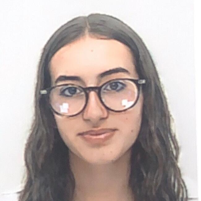 Babysitter in Gévezé: Maelynn