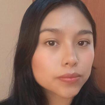 Niñera en Carmen Alto (Provincia de Huamanga): Tania
