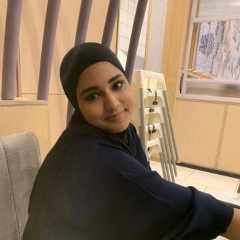 Pengasuh di Petaling Jaya: Maryam