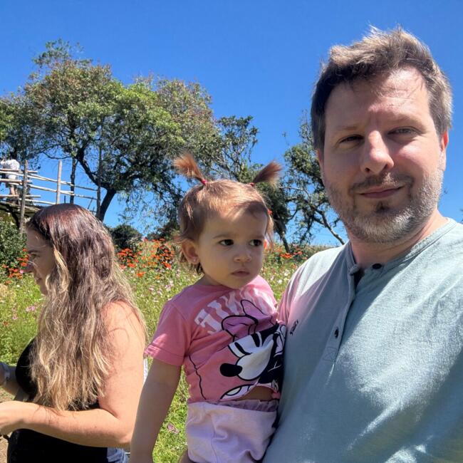 Emprego de babá em Votorantim: Douglas
