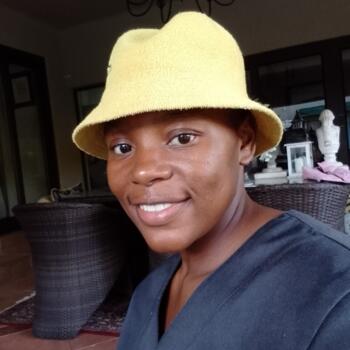 Babysitter Midrand: Lisah