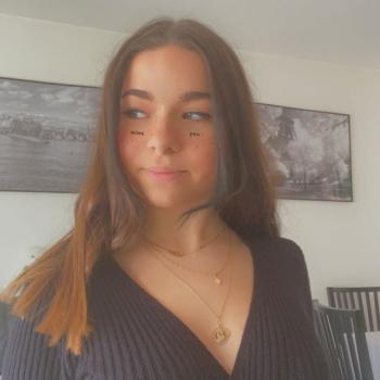 Babysitter in Bezons: Anaelle