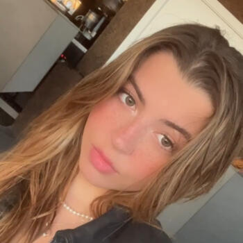 Babysitter em Coimbra: Laura