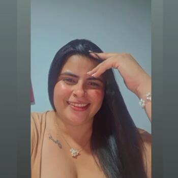 Babysitter in Florencia: Darlin