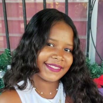 Babysitter in Vista Hermosa: Nicole González