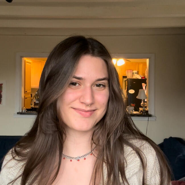 Babysitter in Paris: Ruby