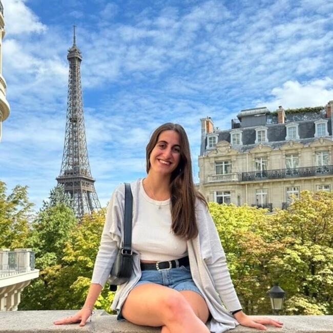 Babysitter in Dublin: Maria Paula