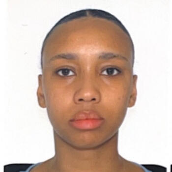 Babysitter in Paris: Eloïse