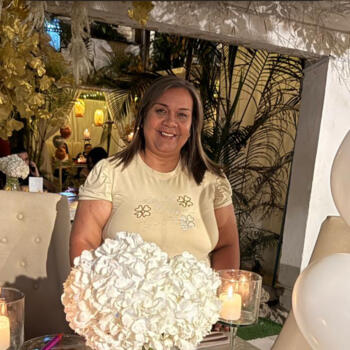 Niñera Medellín: Mayary