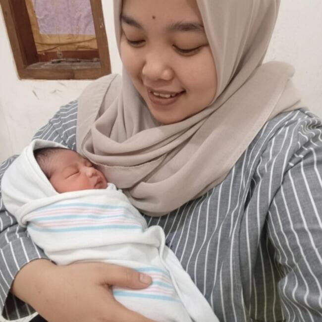 Babysitter in Jakarta: Dwi Sri Hartati
